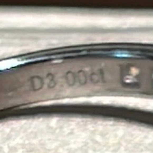 3 Ct Moissanite set in 925 Sterling Silver. - Picture 11 of 15